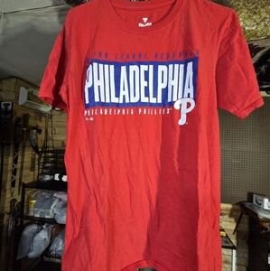 Phillies Tshirt Size Medium